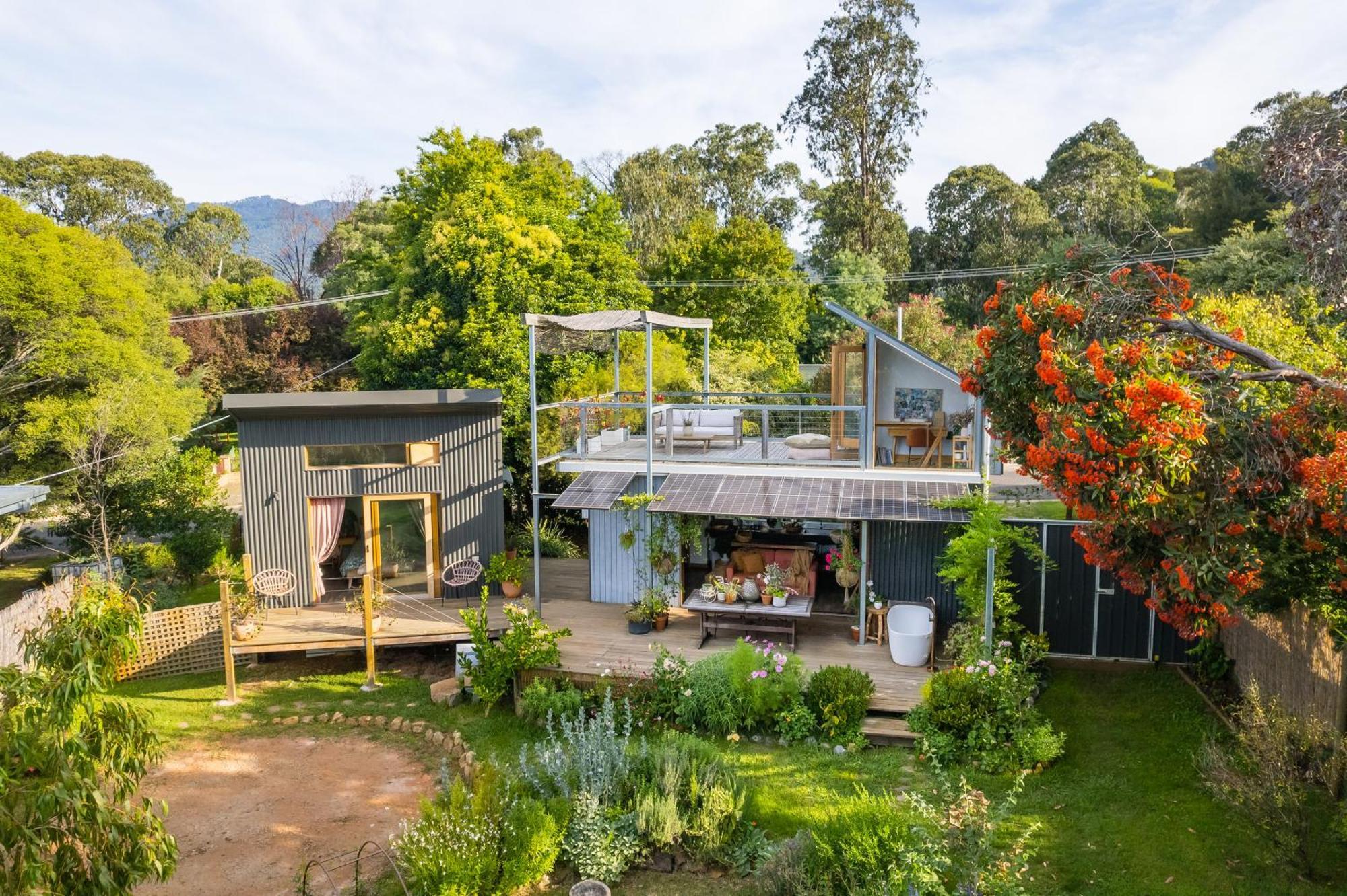 The Secret Garden - Alpine Retreat Mount Beauty Exterior photo